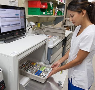 5 Key Benefits of RFID Pharmacy Automation for Hospital Kits & Trays